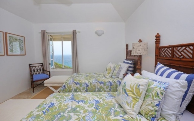 Sprawling Villa With Uninterrupted Sea Views - Equinox 4 Bedroom Villa by RedAwning — фото 4