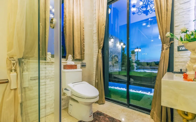 Zenithar Penthouse Sukhumvit