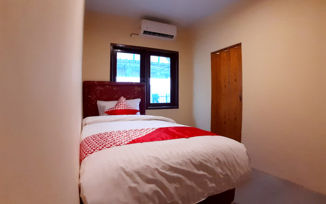 OYO 1053 Angelyn Home Stay