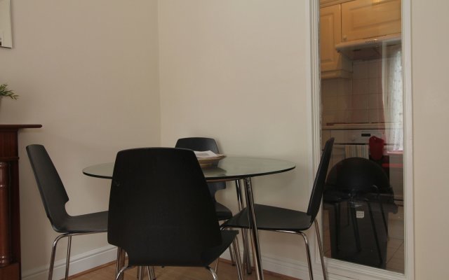 South City Centre Apartment