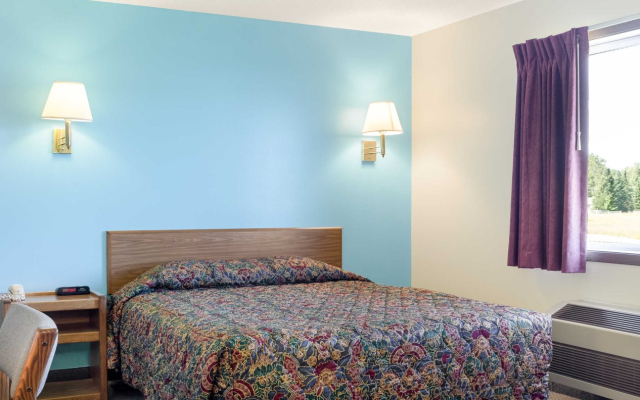 Rodeway Inn Pine River