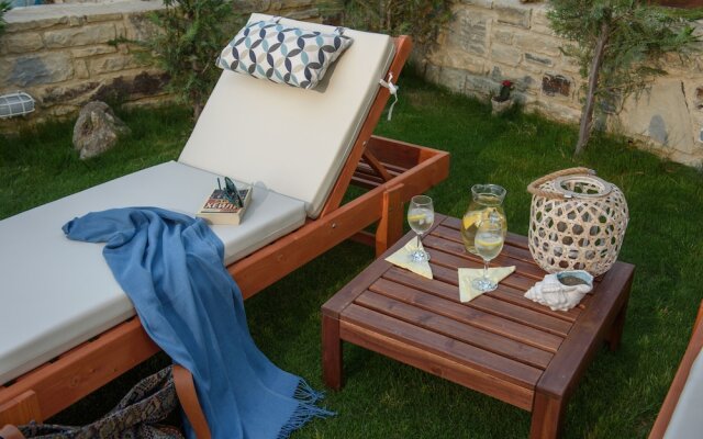 Tarsia Homes & Suites