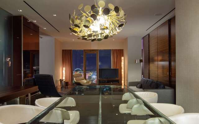 Palms Place