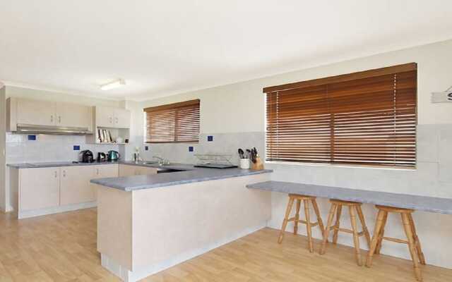 Kingsview Apartment 6