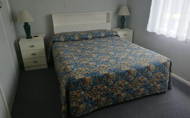 Anchorage Holiday Units