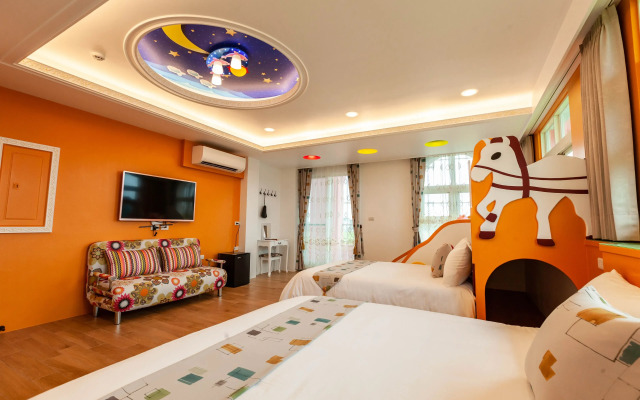 Honeysuckle Family Castle