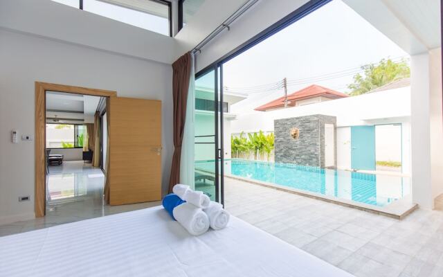 Skypool Villa
