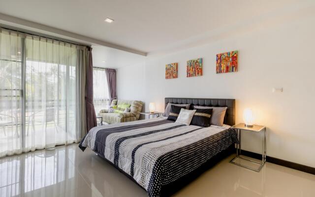 Kris 2301 - Partial sea view studio in BangTao