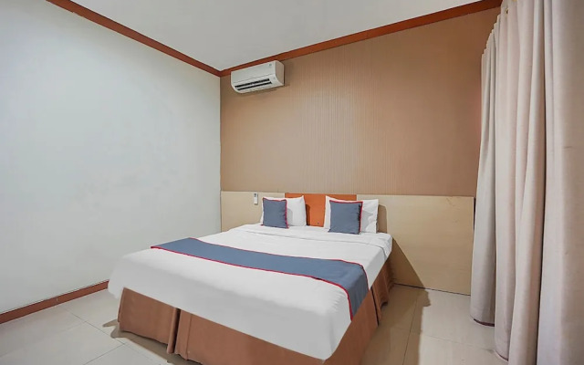 Collection O 90724 Hotel Sinar Sidoarjo