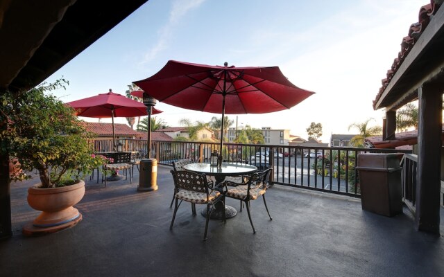 The Green Room Hotel