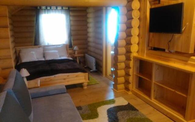 Tuzséri Pálinka Tanya