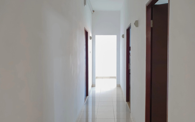 RedDoorz near Istana Plaza 3