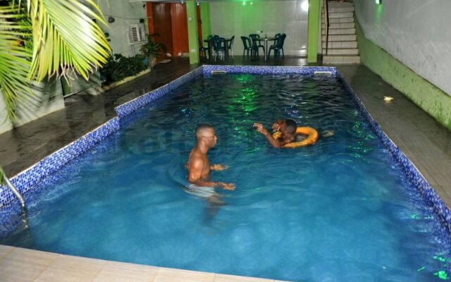 Koltol Paradise Inn