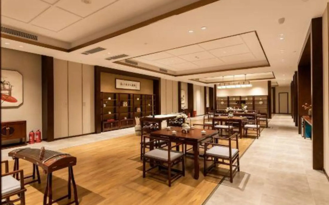Bairun Oriental Hotel
