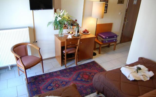 Paris Hotel
