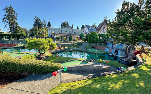 Coast Parksville Hotel