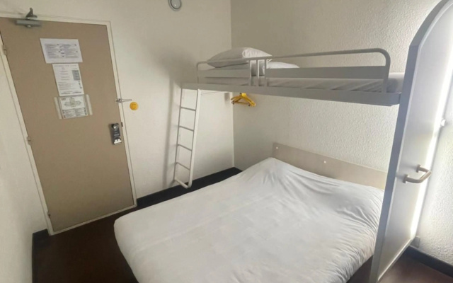 Unisotel Bollene A7 Ex-Hotel F1