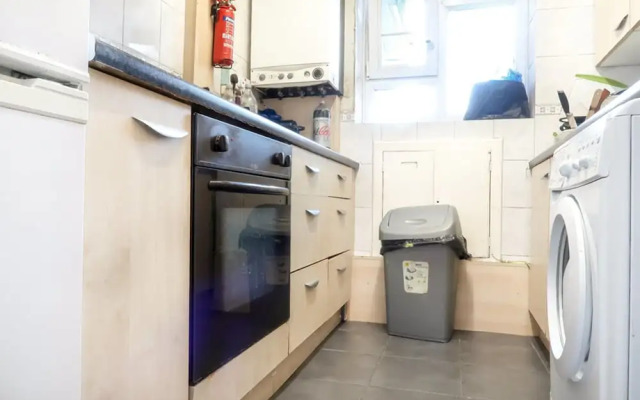 Anson House - Deluxe Guest Room 3