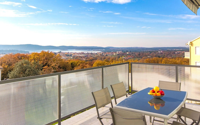 Holiday Home Magic View