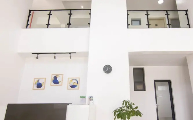 Symphony Hotel