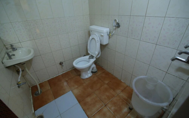 Goroomgo City Palace Chandigarh