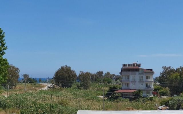Yildiz Apart