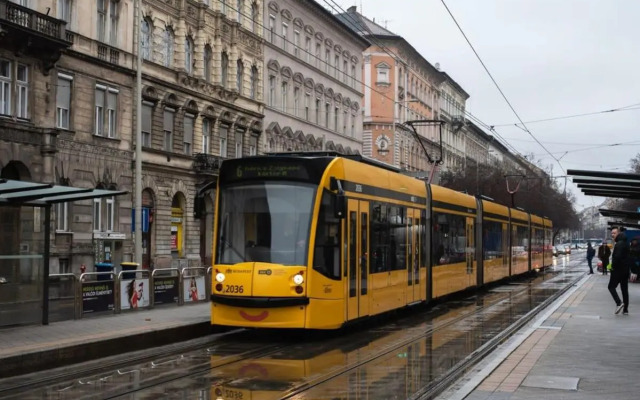 Modern stylish studio at central location