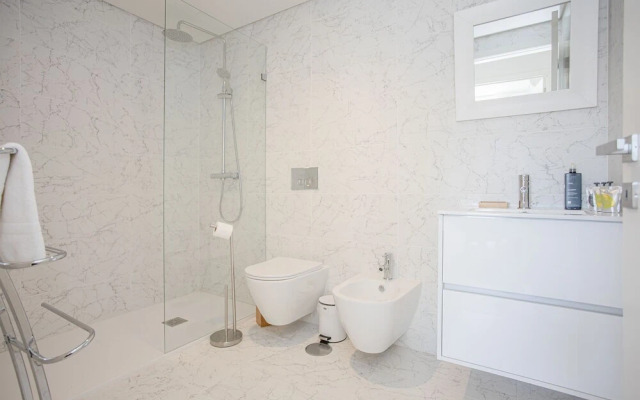 Liiiving - City Design Apartment L