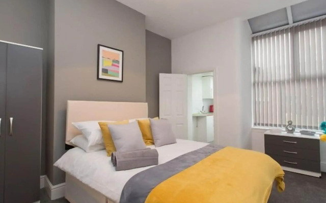 Townhouse @166 Ruskin Rd
