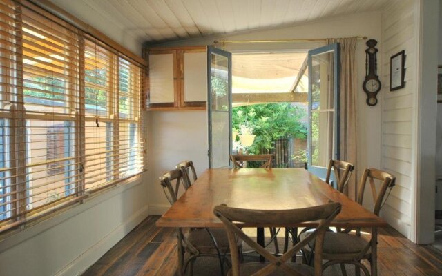 Cooma Cottage
