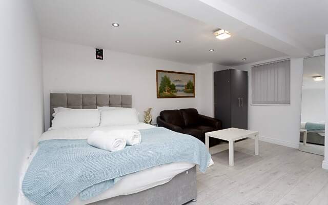 Calvin House Apartments