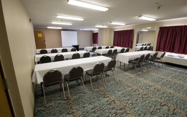 Super 8 Ohare Chicago Elk Grove Village