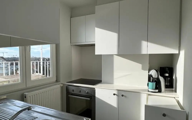 Bright Flat With Bunk Beds