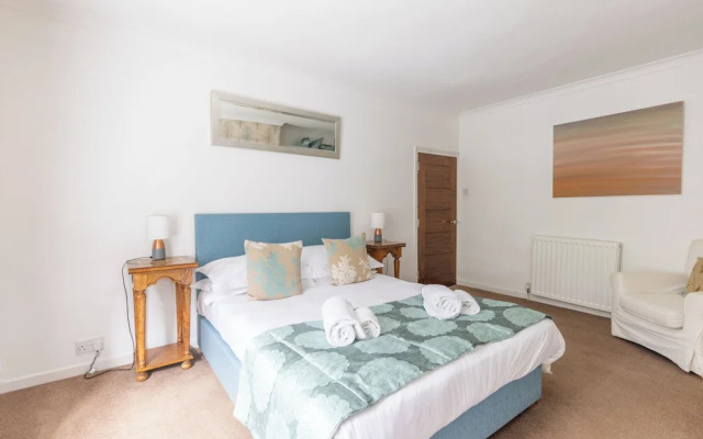 Village House - North East Escapes