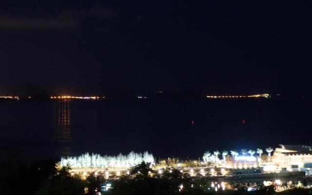 Starry Sky and Sea View B&B