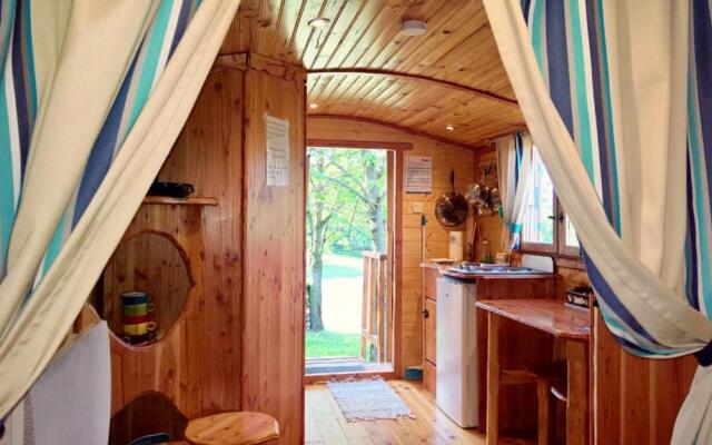 Roulottes au pied du Vercors