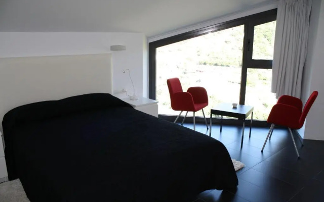 Hostal Tres Campanas