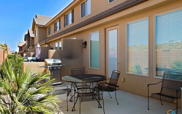 Canyon Oasis 4 Bedroom Apts