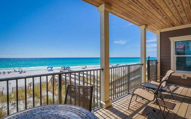 Las Olas by Five Star Properties