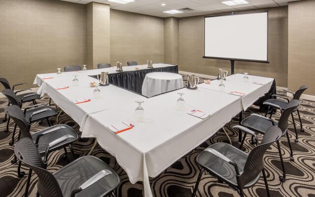 Crowne Plaza Phoenix Airport - PHX by IHG