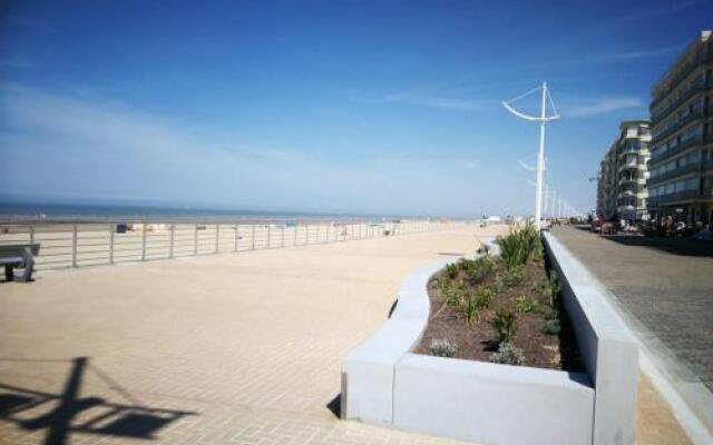 Appartement voor 6 personen in Koksijde met zeezicht