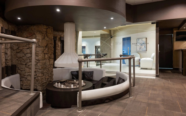 Ramada Plaza by Wyndham Regina Downtown