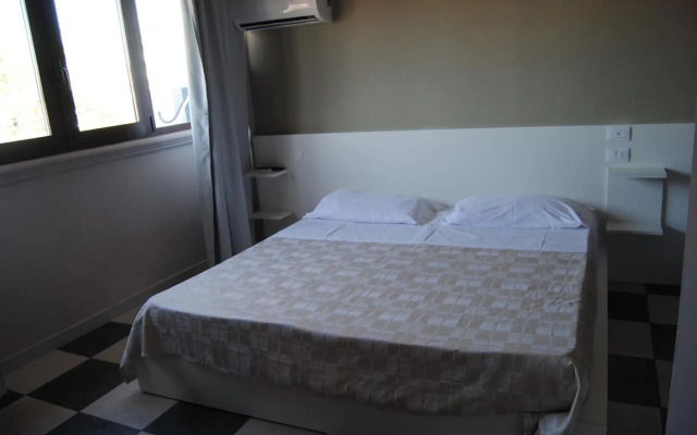 Business Hotel