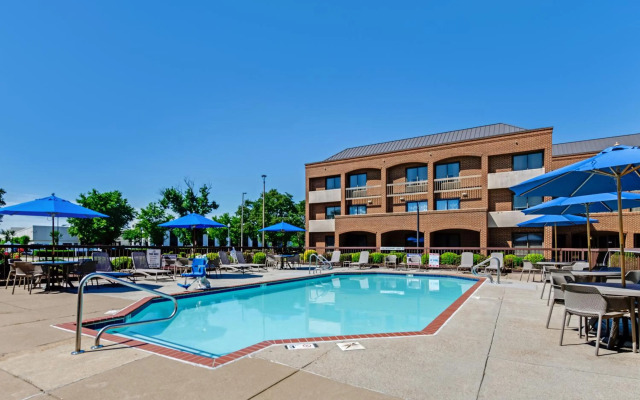 Comfort Suites Chesapeake - Norfolk