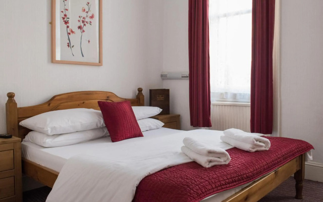 St Athans Hotel
