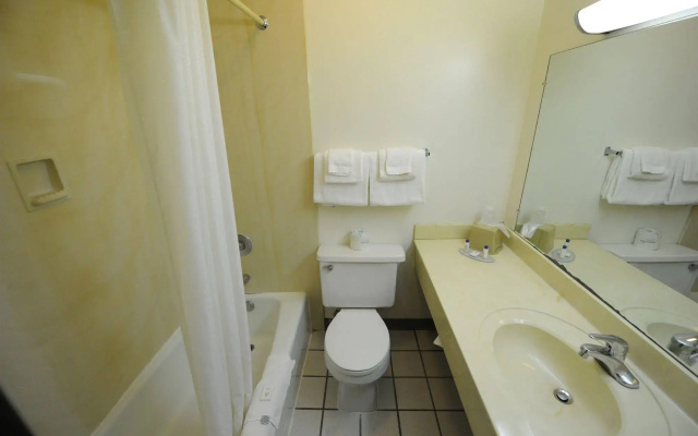 Heritage Inn