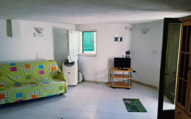 Beach Front Studio Apartment Tonnarella