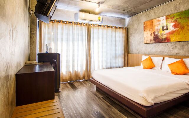 B2 Mahidol Boutique & Budget Hotel