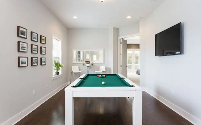 W216 - 5 Bedroom Luxury Villa Near Disney