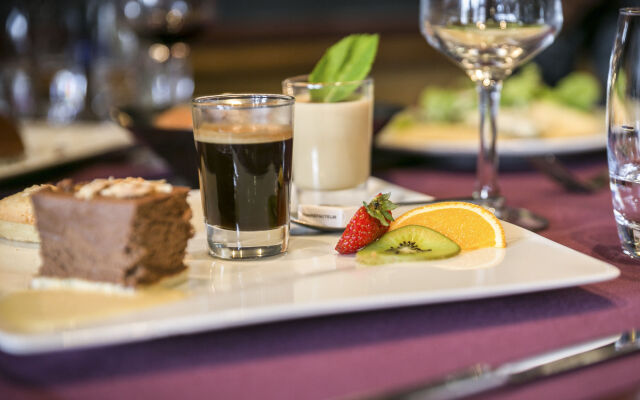 Brit Hotel Rennes - Le Castel